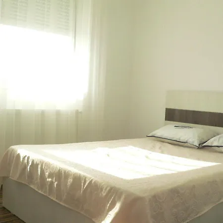 Apartamento Tommy Apart Constança